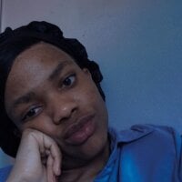 Lukhanya21 webcam model