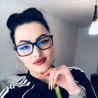 MissLowa's Offline Chat Room