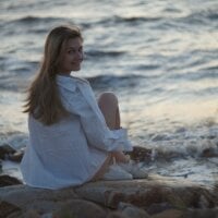 DaisyLawson's Offline Chat Room