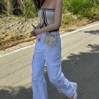 26歳日本人caren88