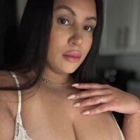 MeghanXO webcam