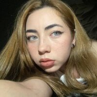 Evelinnight webcam model