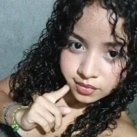 sofia1sweet webcam model