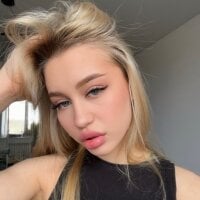 Kate_lips webcam