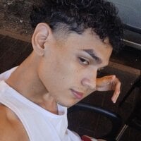 KISS_GUYS1's Avatar Pic