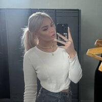 Leslie_Caronn webcam model