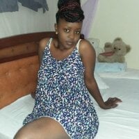 huge_titts Adlı Modelin Çevrimdışı Sohbet Odası