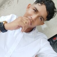 james_loves27's Profile Pic