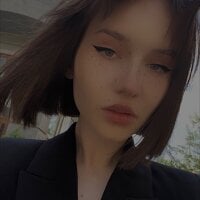 SAMU_RAY Adlı Modelin Çevrimdışı Sohbet Odası