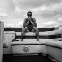 Midwest-exhibistionist webcam