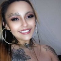 JordanAlysa Adlı Modelin Çevrimdışı Sohbet Odası