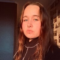 RollDols webcam model