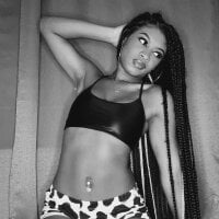 larissa_adams webcam