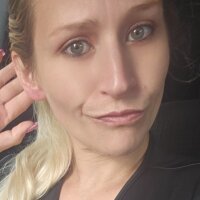 blondee62's Offline Chat Room