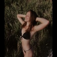 DollMeline's Offline Chat Room