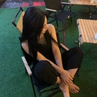 lovemenymeny's Offline Chat Room