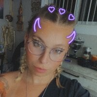 sagewoods1's Offline Chat Room