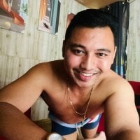 BicuriousExploer webcam model