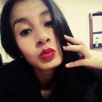 Paulinasexy25's Offline Chat Room