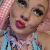 Offline chat soba modela KinkyBitchesClub1