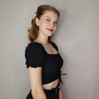 MaryAliceYoung webcam model
