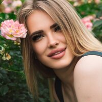 StephaniWhiten Offline chat-huone