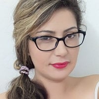 sexxygf's Offline Chat Room