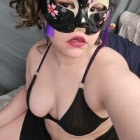 MagicalGirlFrieren webcam model