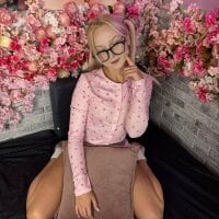 Villi_Vixen webcam model