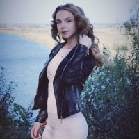 xEDITHx's Offline Chat Room