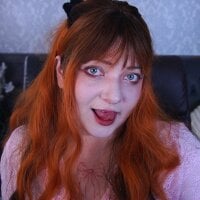 SweetLiluu webcam model