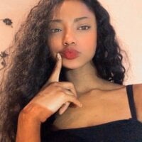 Phòng Chat Ngoại tuyến sweetbrunette88