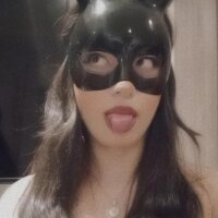 valeria_s1_'s Offline Chat Room