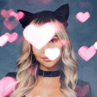 HannahRosieRose's Offline Chat Room