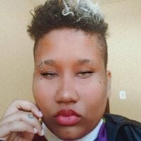 ห้องแชทออฟไลน์ของ Morena25777