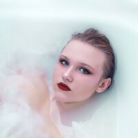 Offline chatovací místnost redhairedwitchh