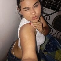 Prettyy_zoe webcam model