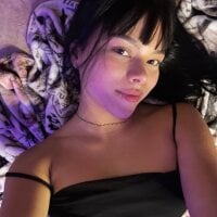 naomy66 webcam model
