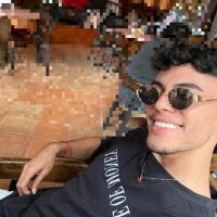 liam_genner_ webcam