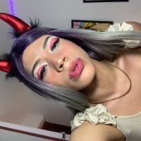 karolayn18 webcam model