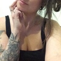 fallenasian's Offline Chat Room