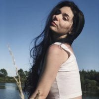 VanessaMonro's Offline Chat Room