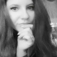 shalynnya's Offline Chat Room