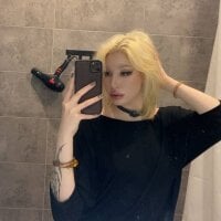 SallyCha's Avatar Pic