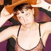 titi_mniti webcam model