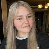 ChristineWestLive Webcam