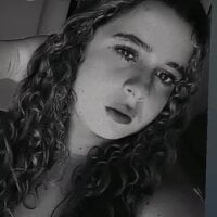 Melany_Gomez1n Offline chat-huone