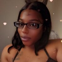 Sluttylaniyah model avatar
