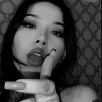 lilit_brie's Offline Chat Room