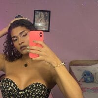 violet_evanz webcam
